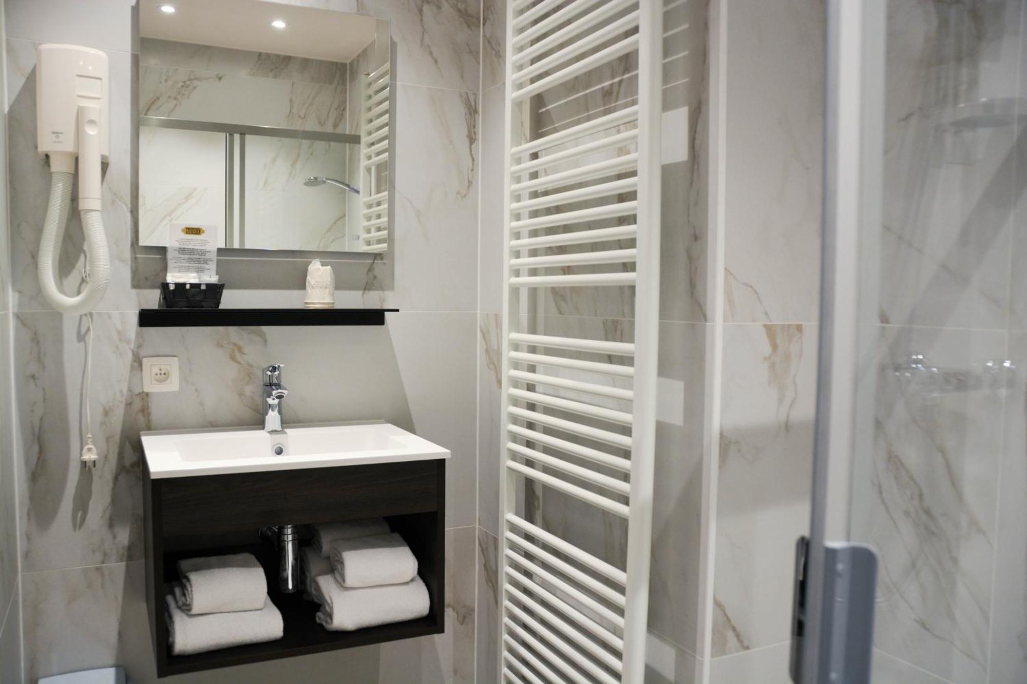 Hotel Maraboe Brugge Bagian luar foto